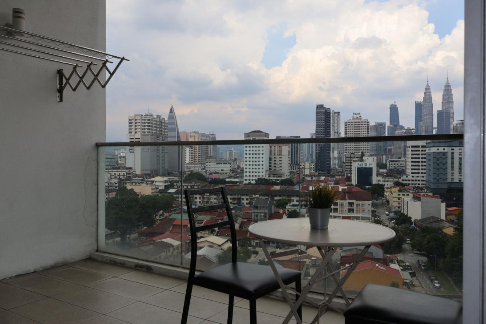 Regalia Residence And Suites By Awesomestay Kuala Lumpur Eksteriør bilde